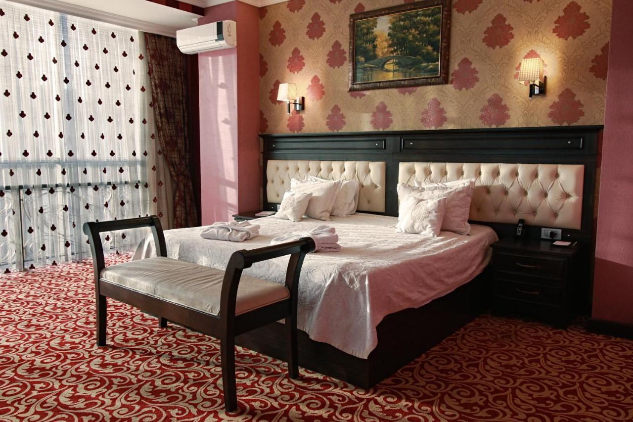 New Baku Hotel Bagian luar foto